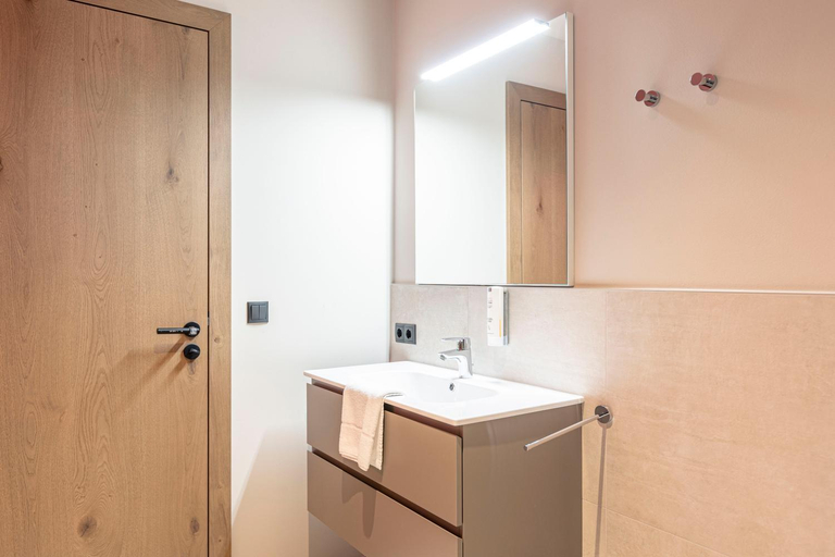 Bathroom 3, Chalet 149 Westendorf by ALPS RESORTS, Kitzbühel