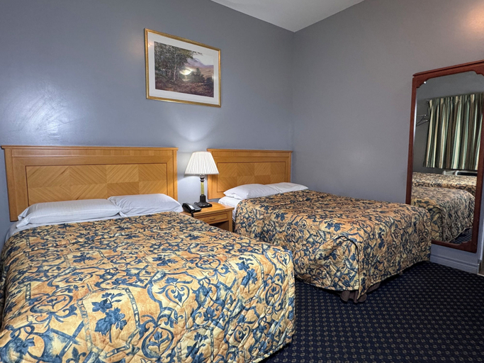 Bedroom 4, WAYFARE MOTEL, Wellington