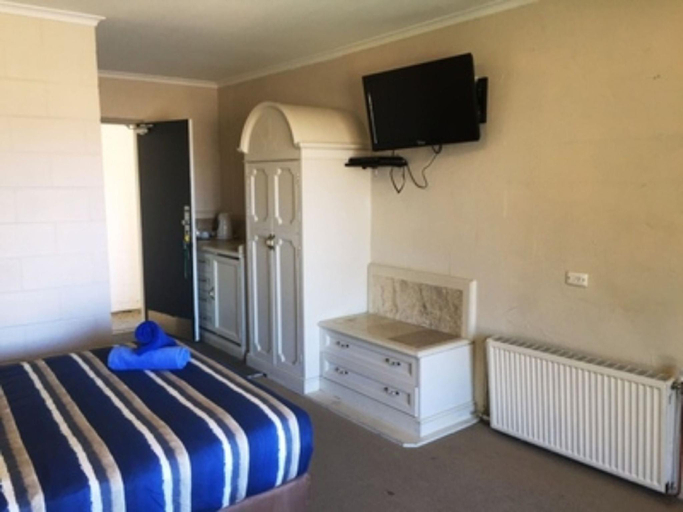 Bedroom 7