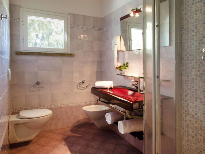 Bedroom 4, Apartment Relais-2 by Interhome, Livorno