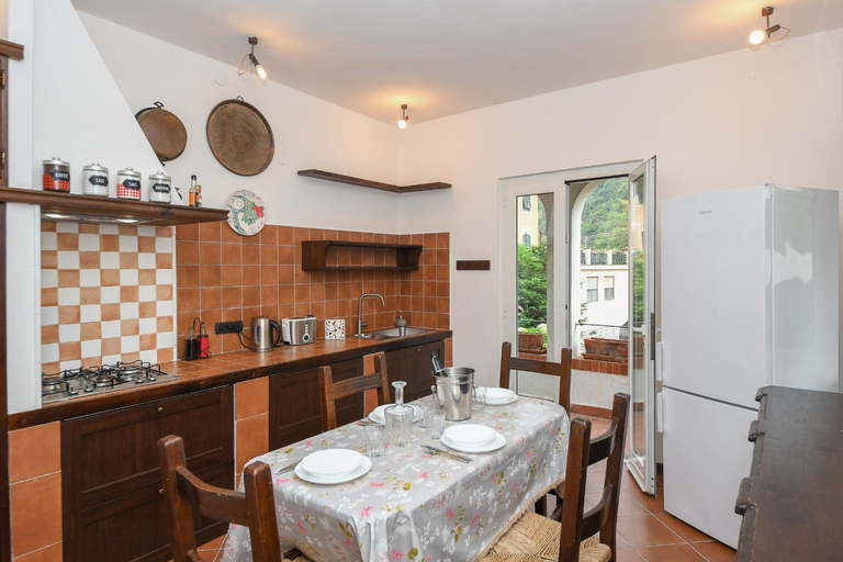 Food & Drinks, Appartamento in Villa a 5 KM dal mare, Savona