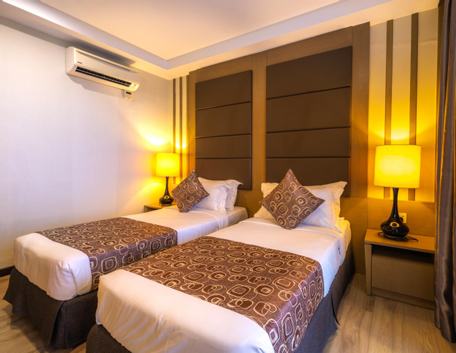 Bedroom 13