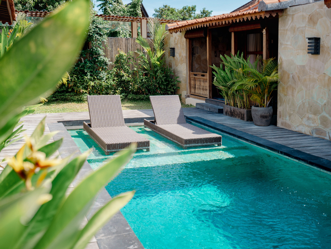 Swimming Pool 4