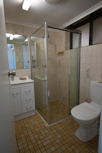 Bathroom 3, Moonta Bay Holiday Park, Copper Coast
