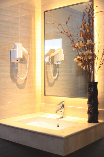 Bathroom 5