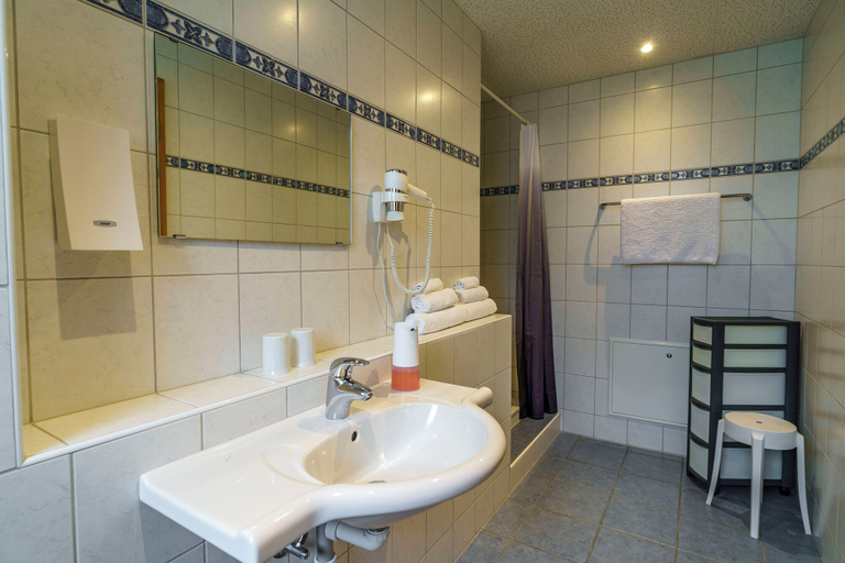 Bathroom 3, Seeblick Hotel und Restaurant Rössli, Sarganserland