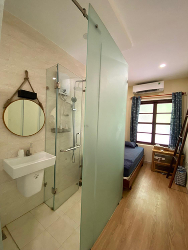 Bathroom 15