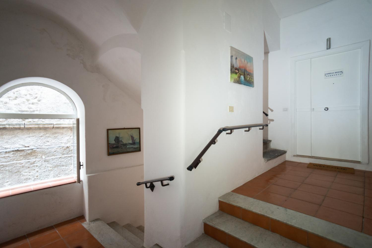 Others 4, CANELLI HOUSE SORRENTO, Napoli