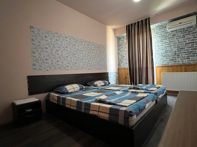 Bedroom 2, Grand Hotel Tbilisi, Gardabani