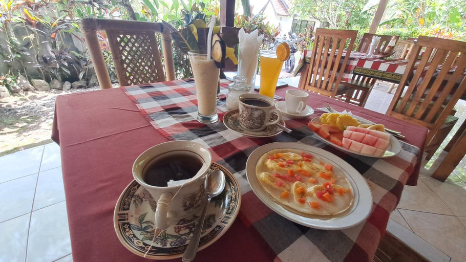 Food & Drinks, The Bukit Artha Guesthouse, Karangasem