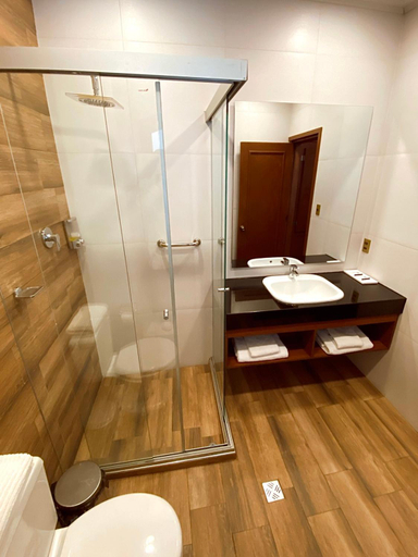 Others 5, San Juan Suites, Oropeza