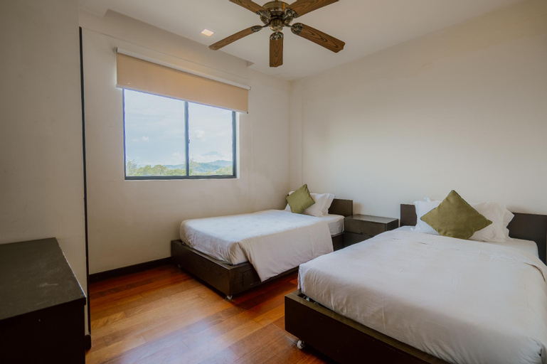 Bedroom 18