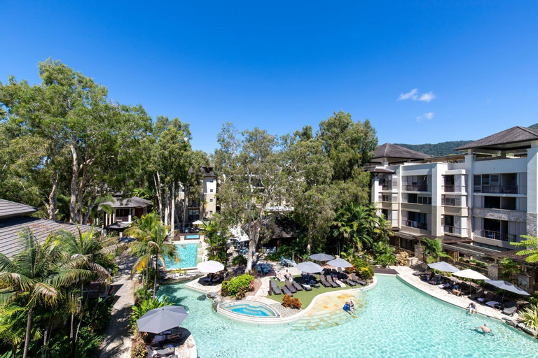 Belle Escapes 417 Penthouse Luxury Suite in Palm Cove, Cairns