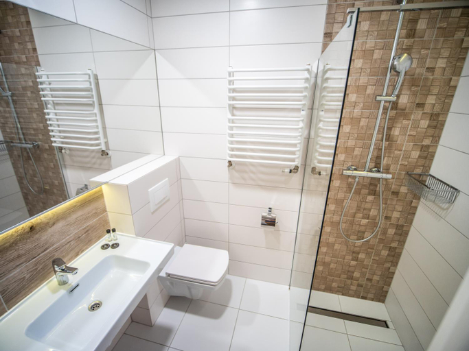 Bathroom 4, Sanatorium Muszelka, Kołobrzeg