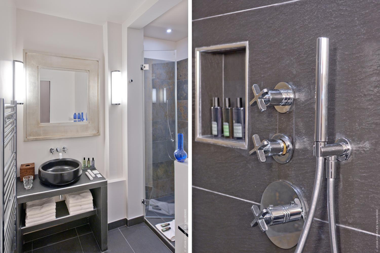Bathroom 2, My Home For You Luxury B&B Adults Only, Paris
