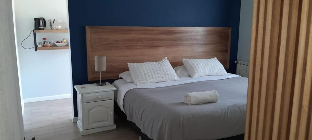 Others 2, Cantal Bed & Breakfast, Capital