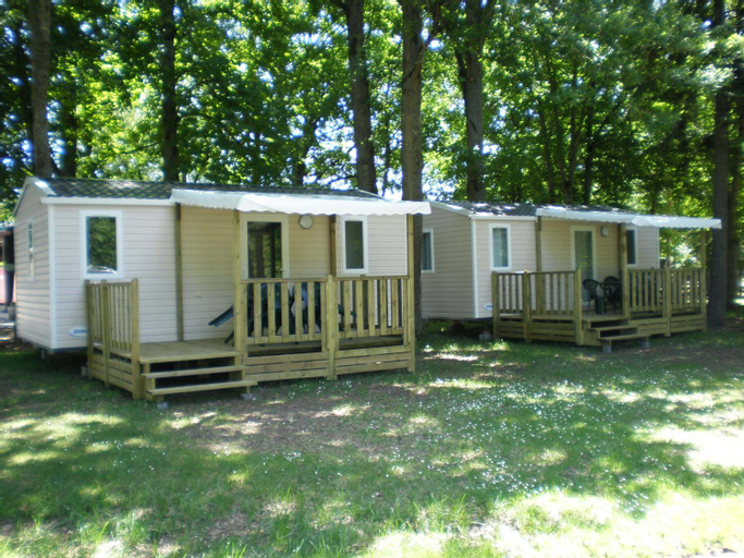 Exterior 1