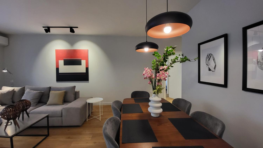 Others 4, Vivo Apartments, Attica