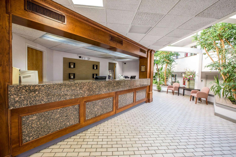 Public Area 3, Greeneville Inn and Suites, Greene