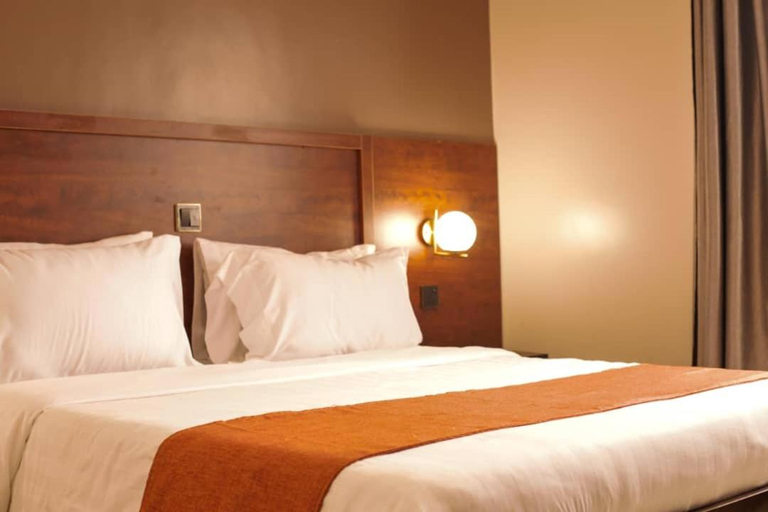 Bedroom 3, Blue Berries Hotel, Busiiro
