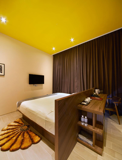 Bedroom 8