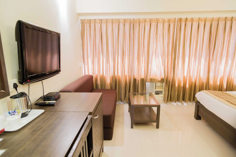 Bedroom 3, Hotel Aroma Executive, North Goa