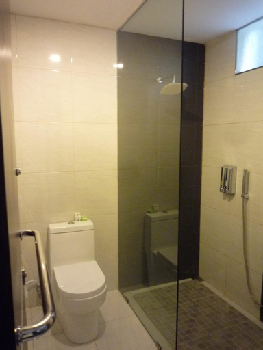 Bedroom 4, White Rock Lodge, Badung