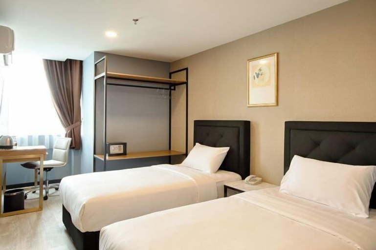 Bedroom 14