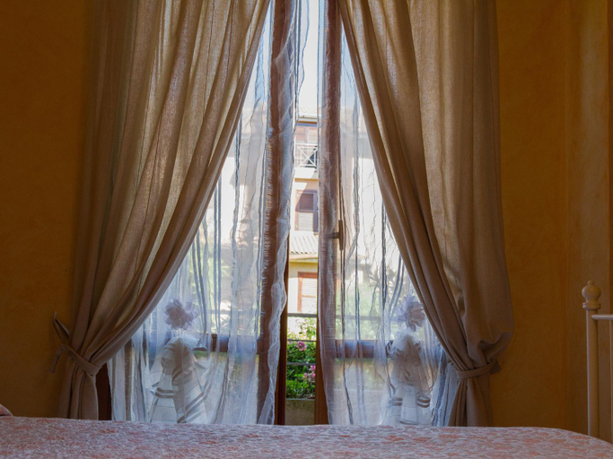 Others 5, Il Sestante, Macerata