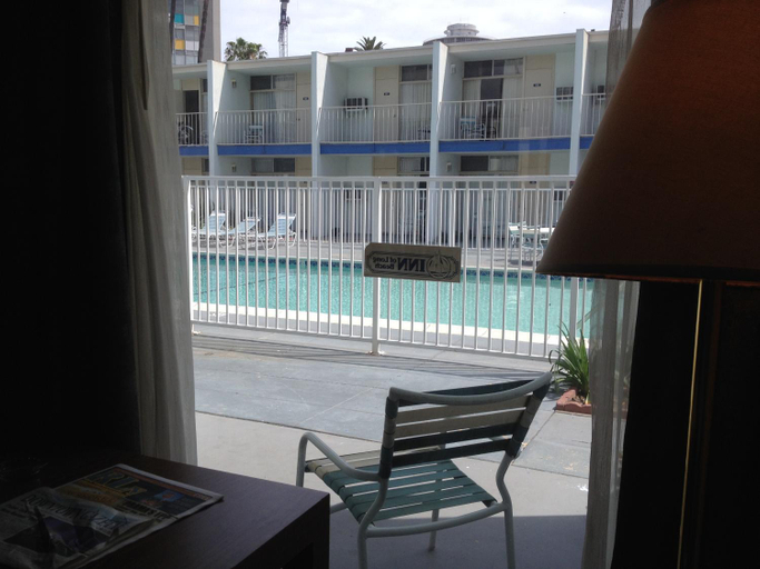 Others 3, Inn Of Long Beach, Los Angeles