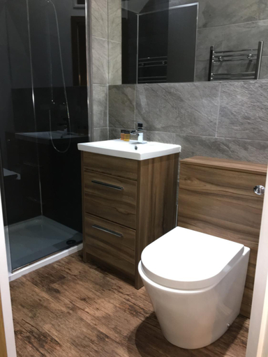 Bathroom 3, Stable Yard Rooms, North Yorkshire