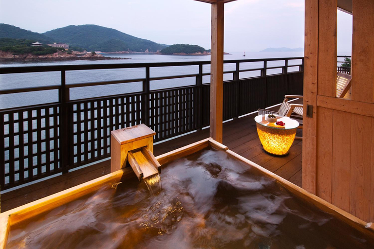 Bathroom 3, Ryokan Migiwatei Ochikochi, Fukuyama