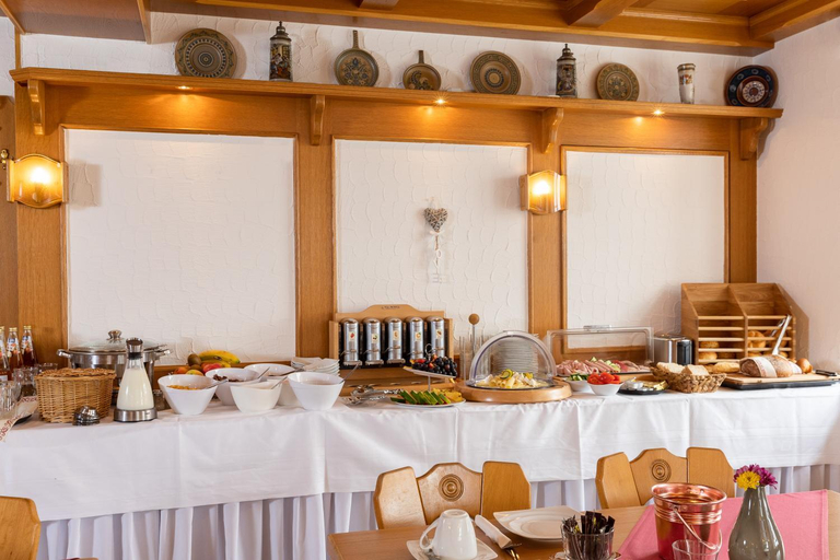Food & Drinks 4, Hotel Restaurant Straussen, Donau-Ries
