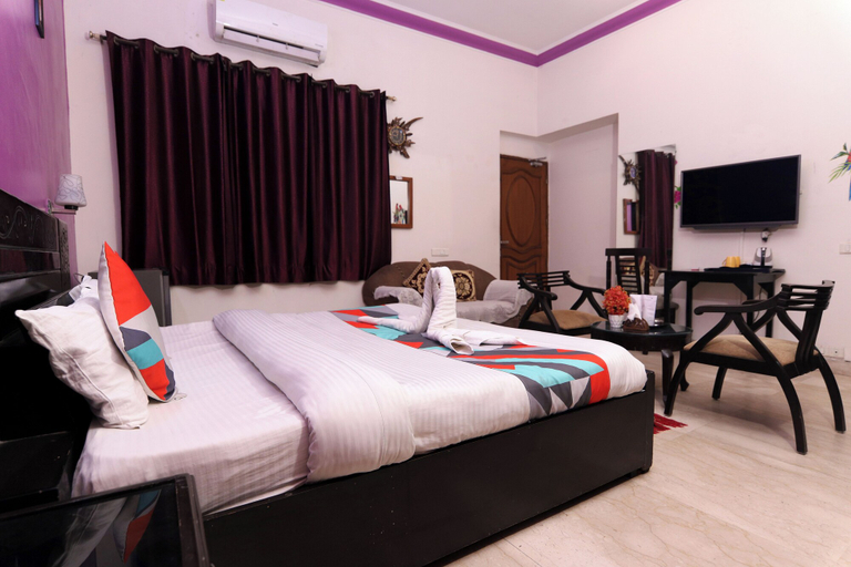 Bedroom 3, Hotel Ashray Noida, Gautam Buddha Nagar