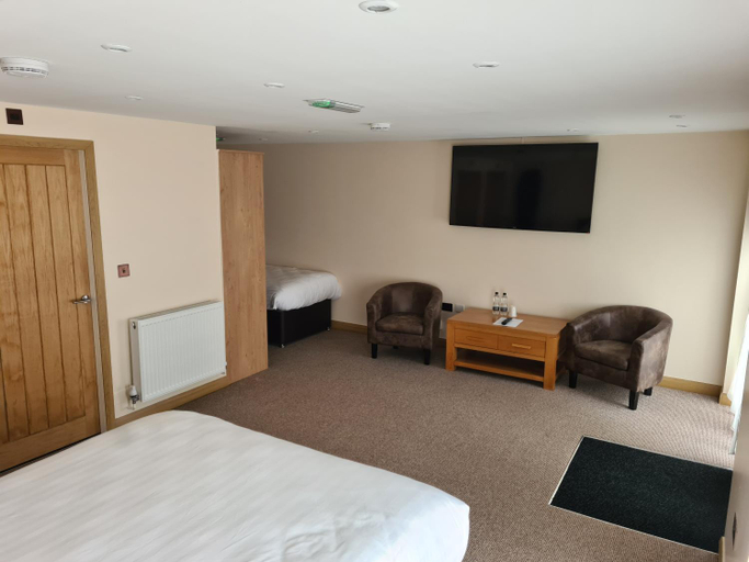 Bedroom 2, Briars Hall Hotel, Lancashire
