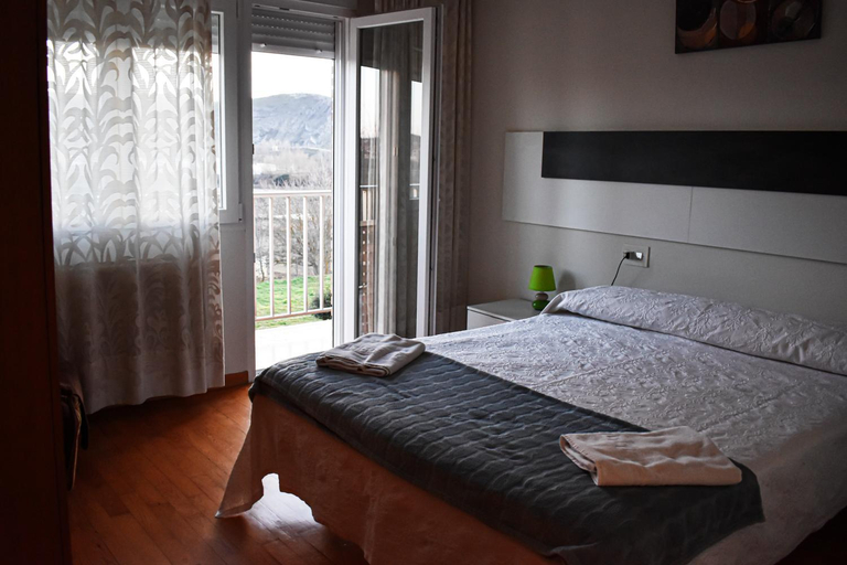 Bedroom 2, Mirador Alegre, Soria