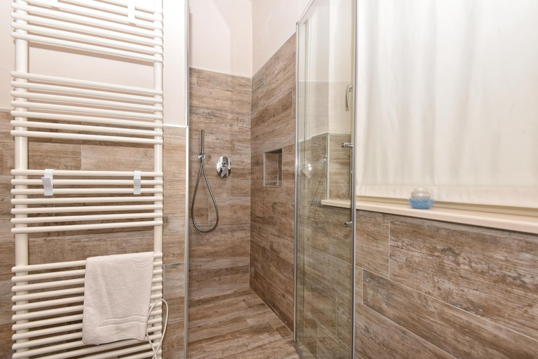 Shower, Verdeulivo Relax Home - Ruculi Hospitality, Brescia