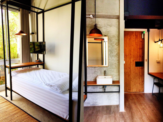 Others 2, Bedgasm Hostel, Muang Chanthaburi