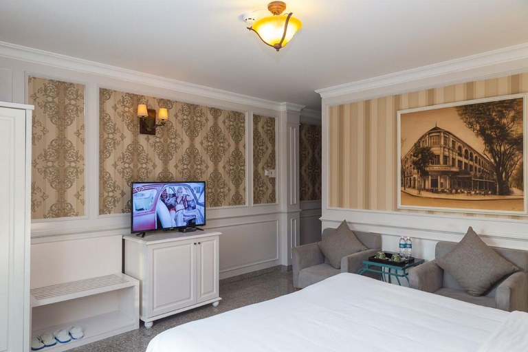 Bedroom 8