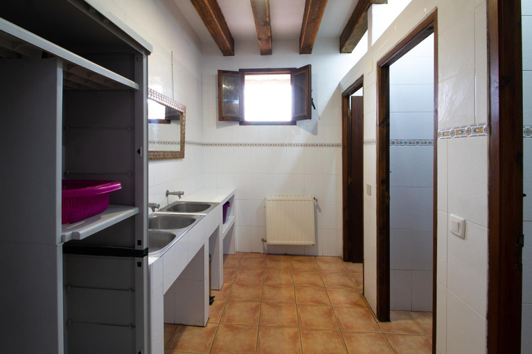 Bathroom 3, La Pata de Oca Hostal Rural y Albergue, Navarra