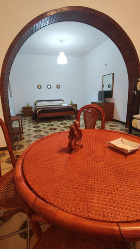 Others 4, Casa Di Mitri, Palermo