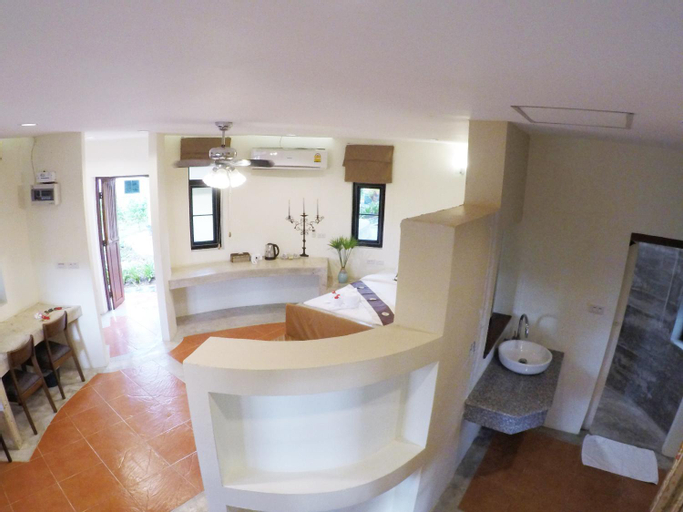 Bathroom 7