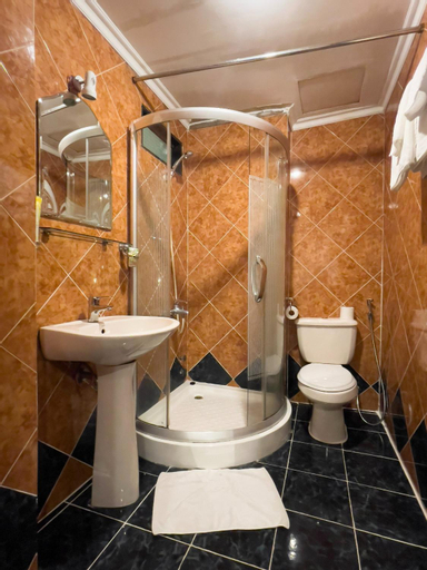 Bathroom 3