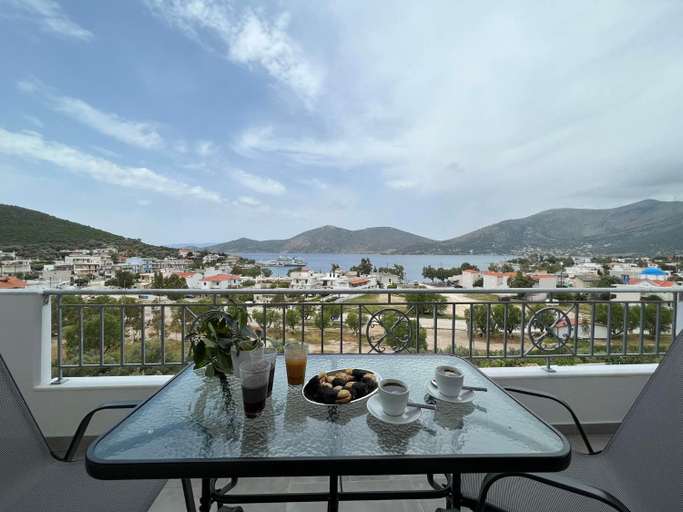 Balcony/terrace 5, Katelia's Apartments, Central Greece