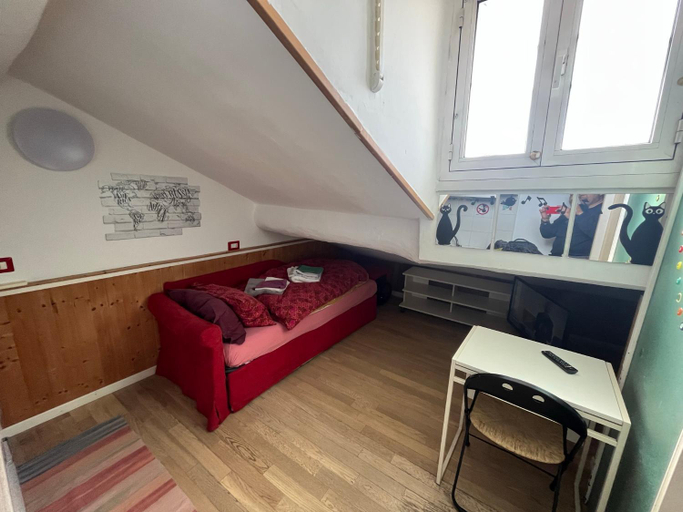 Others 3, Apartment A.C.& G.O. Milan, Milano