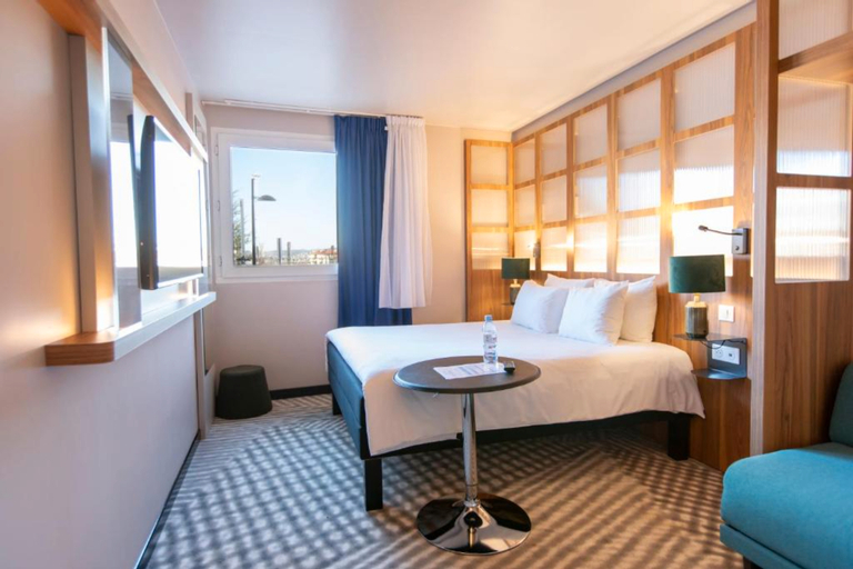 ibis Styles Saint Étienne Gare Châteaucreux - Tap to explore photos
