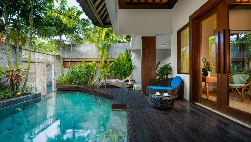 Swimming Pool 25