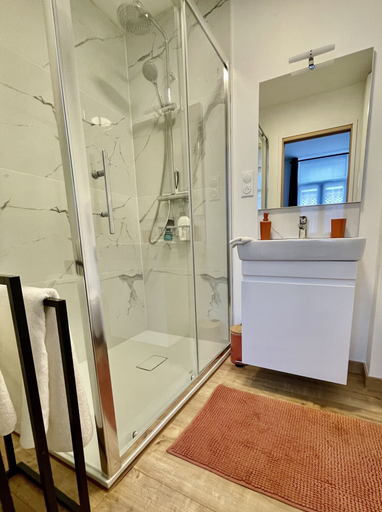 Bathroom 5, Appart Hotel Gambetta, Pas-de-Calais