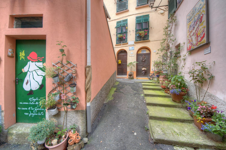 Appartamento in Villa a 5 KM dal mare, Savona