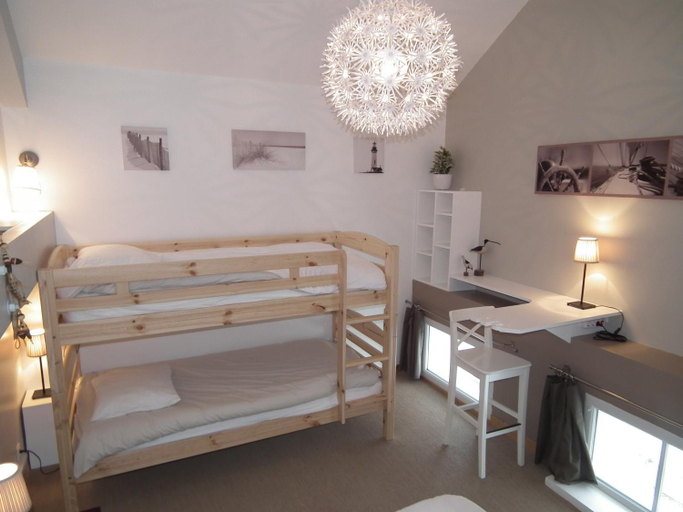 Bedroom 8